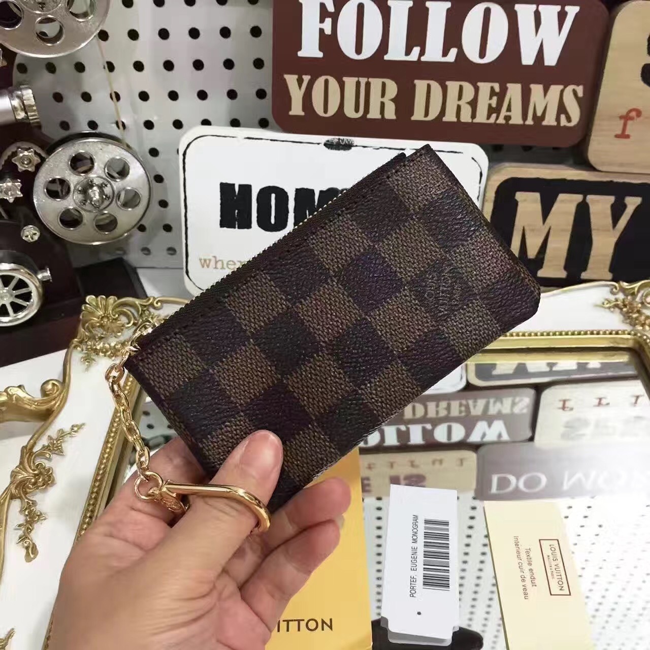 LV Key Pouch M62650