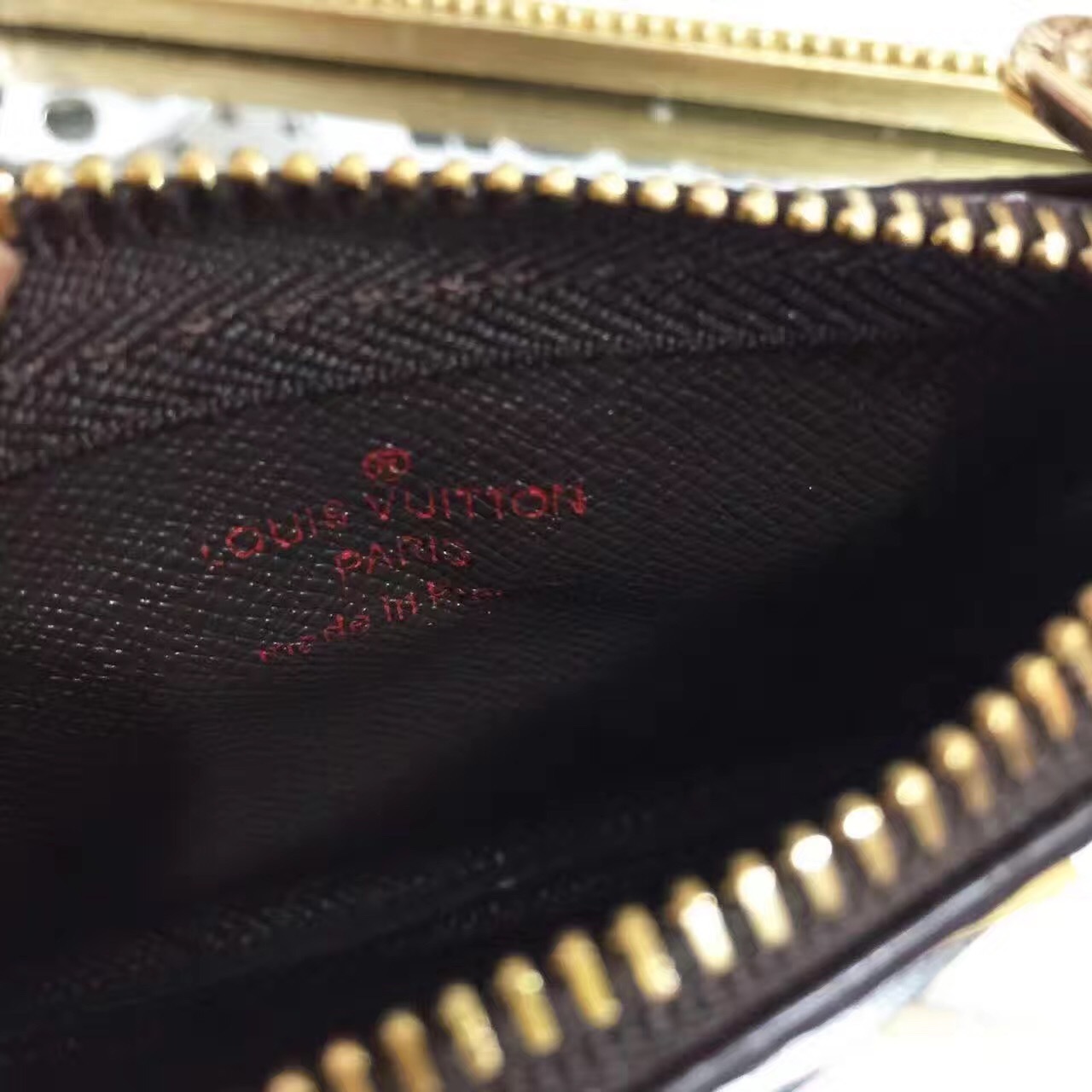 LV Key Pouch M62650