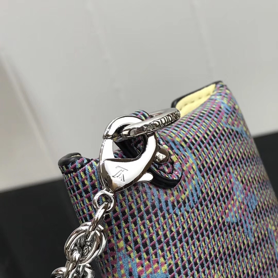 LV KIRIGAMI NECKLACE M68613 