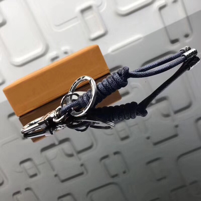 LV LEATHER ROPE KEY HOLDER M67224