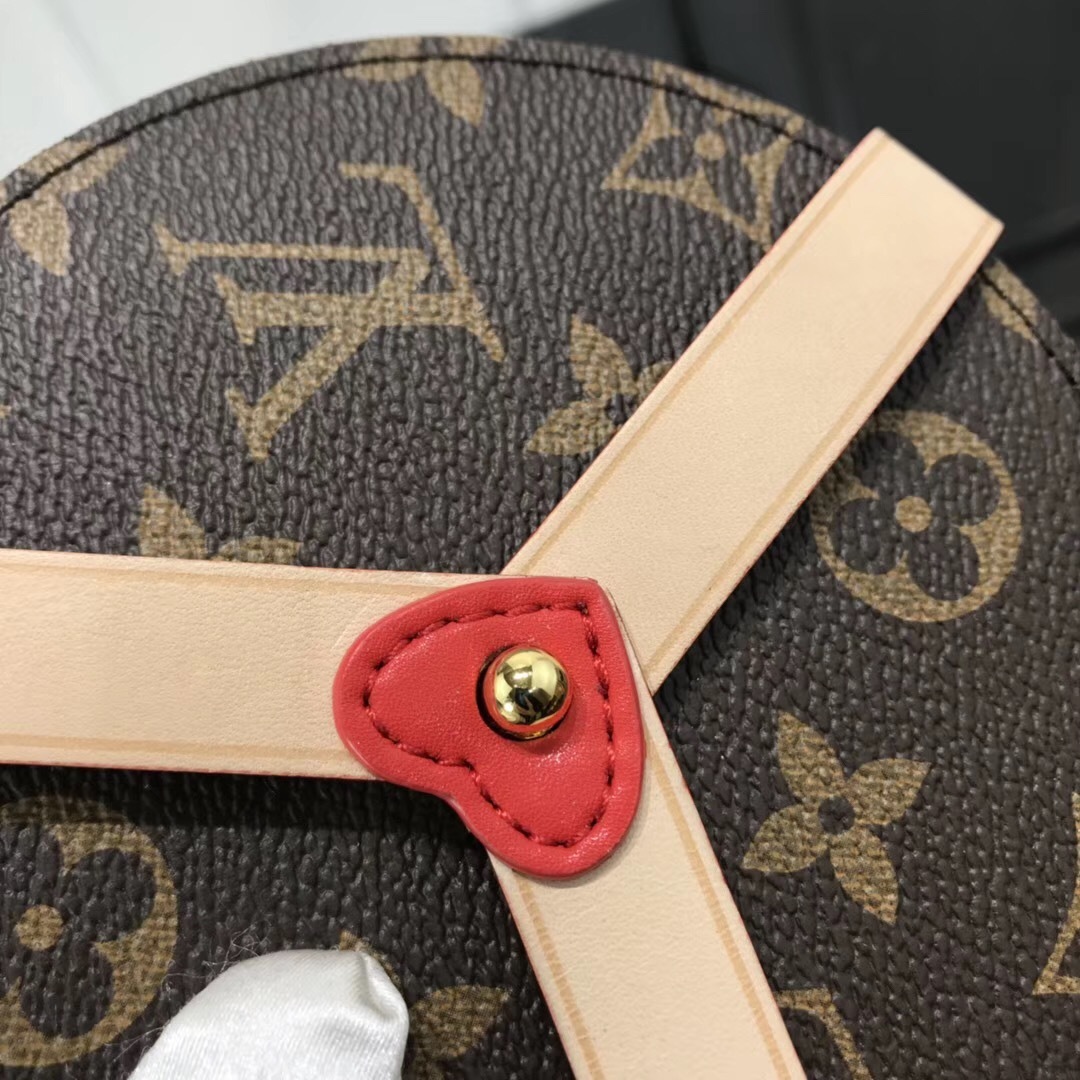 LV LOCK ME BOX GM GI0352