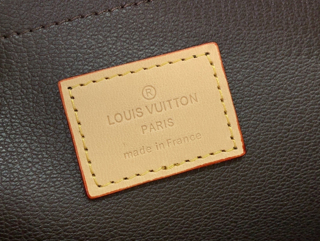 LV Locker Dopp Kit   n40567 