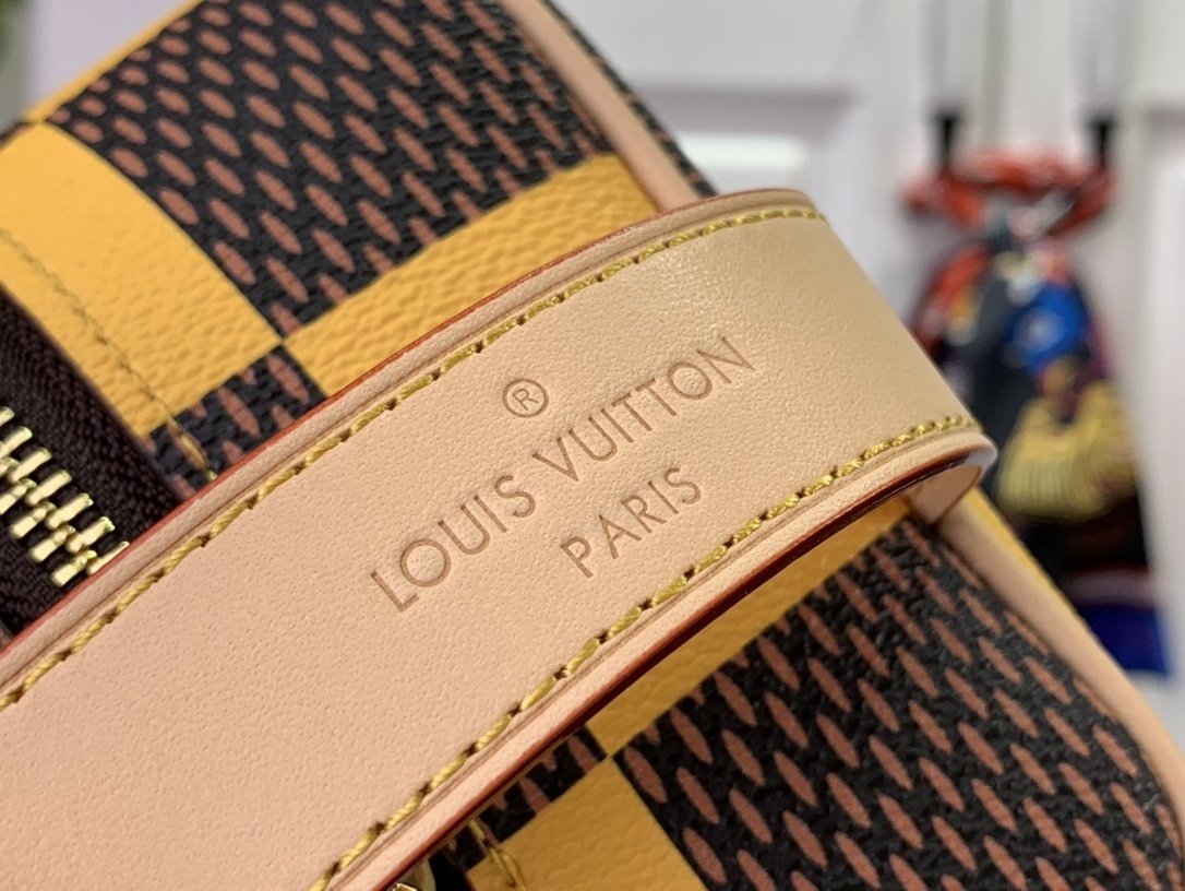 LV Locker Dopp Kit   n40567 