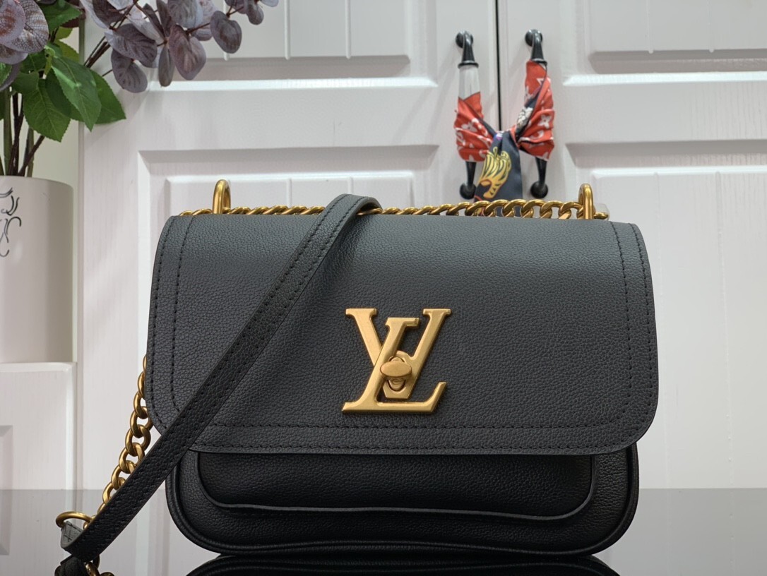 LV LOCKME CHAIN PM M57073