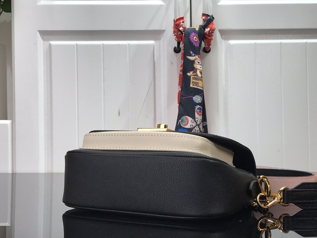 LV LOCKME TENDER M58554