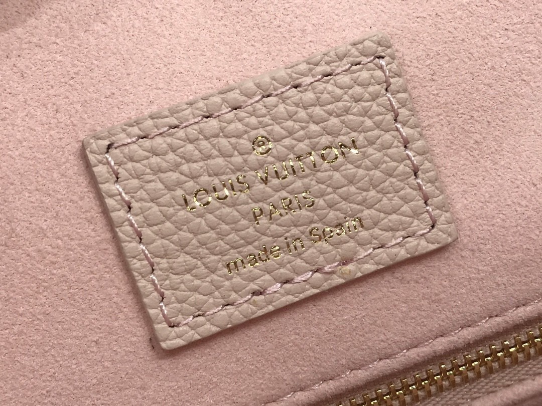 LV LOCKME TOTE GM M55846 