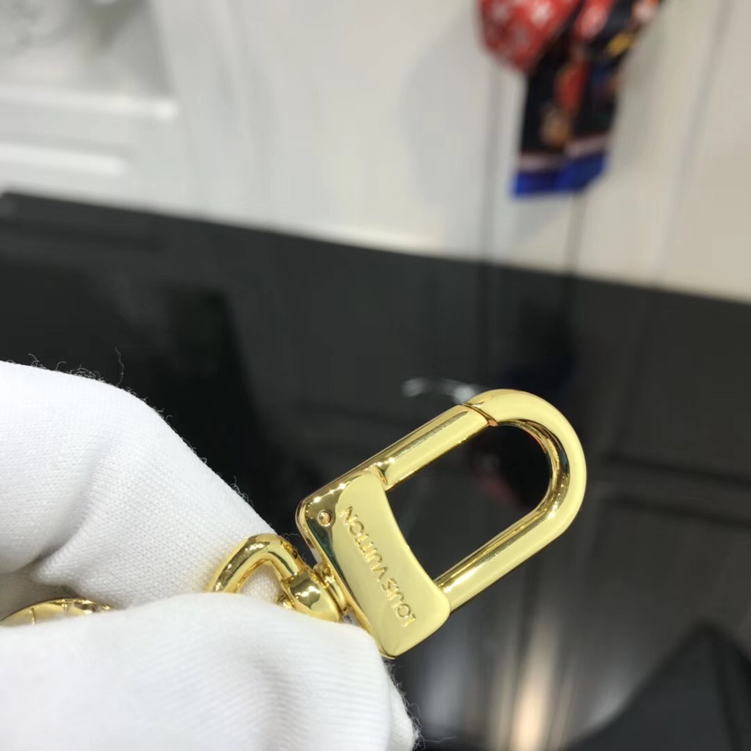 LV LOVE NOTE ENVELOPE BAG CHARM AND KEY HOLDER M67400