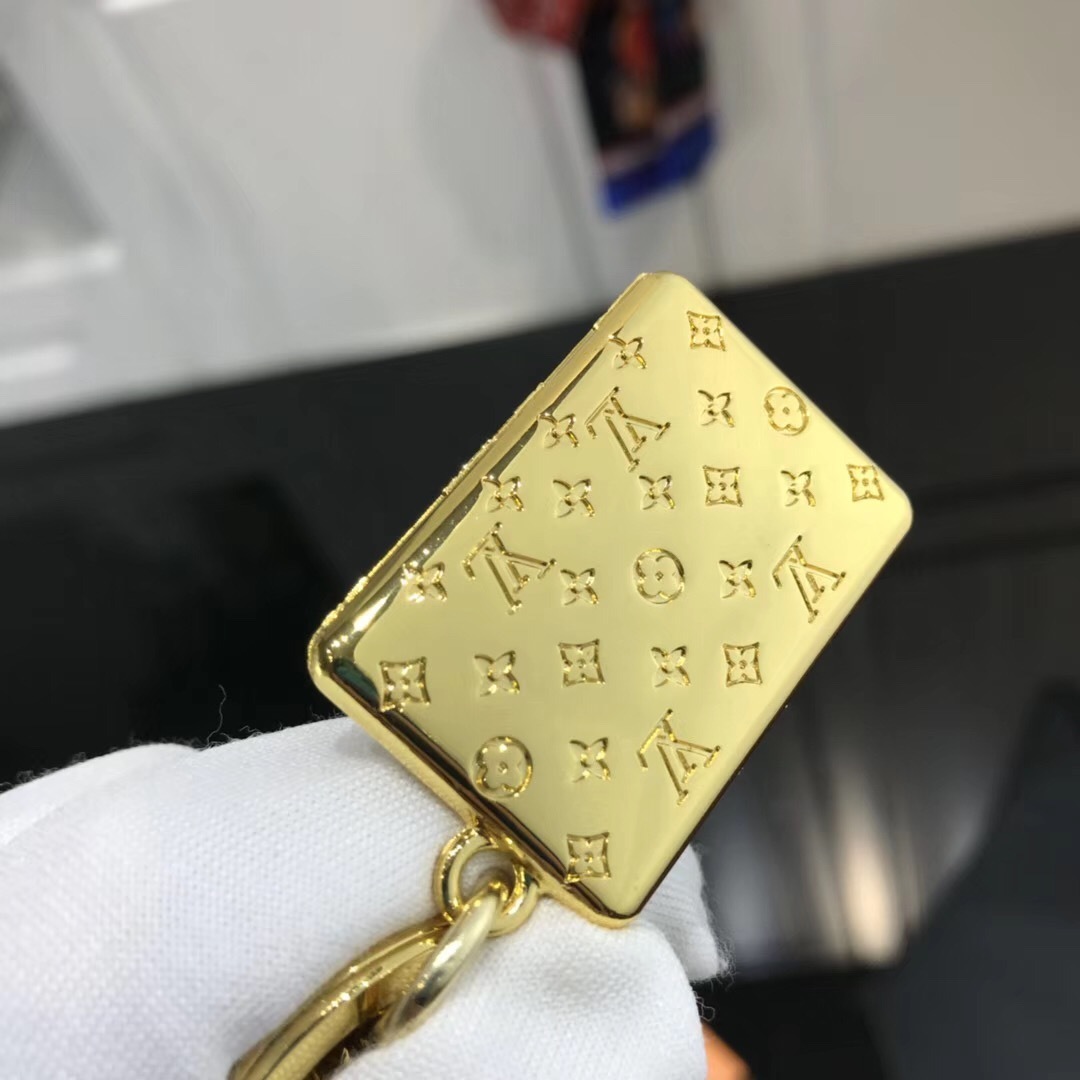 LV LOVE NOTE ENVELOPE BAG CHARM AND KEY HOLDER M67400