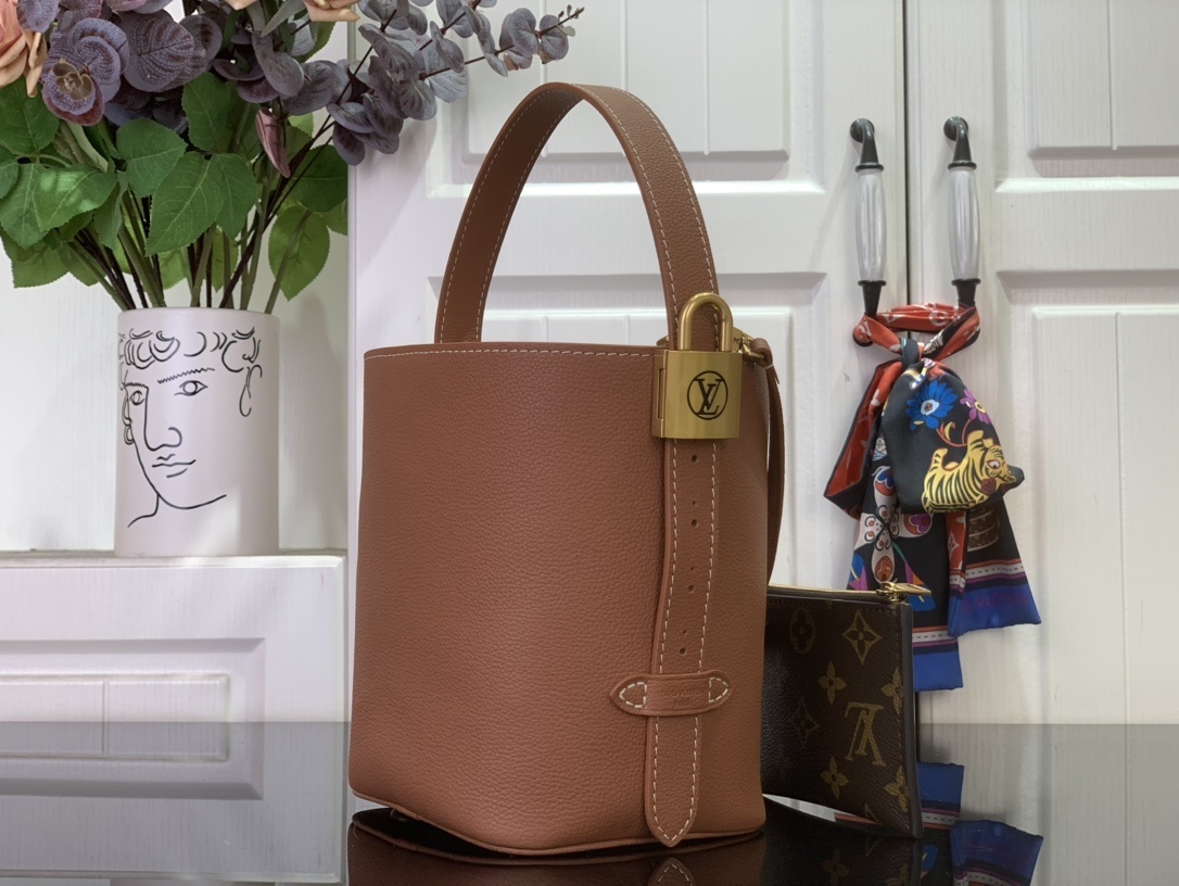 LV LOW KEY ALL IN BB m14416