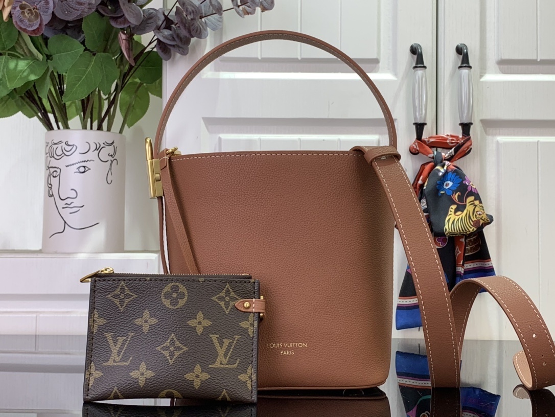 LV LOW KEY ALL IN BB m14416