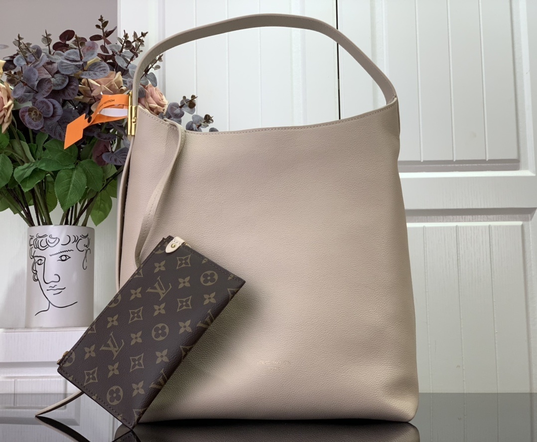 LV Low Key Hobo M24856