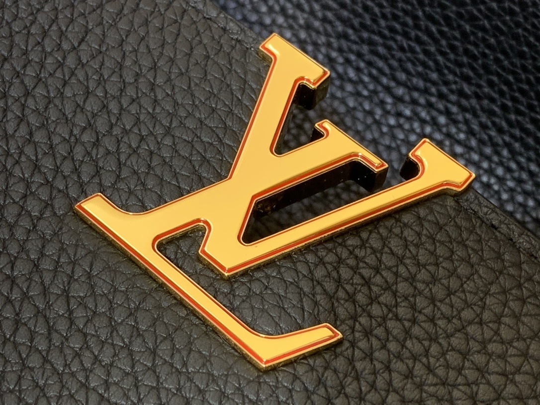 LV LV x TM CAPUCINES bb m13714