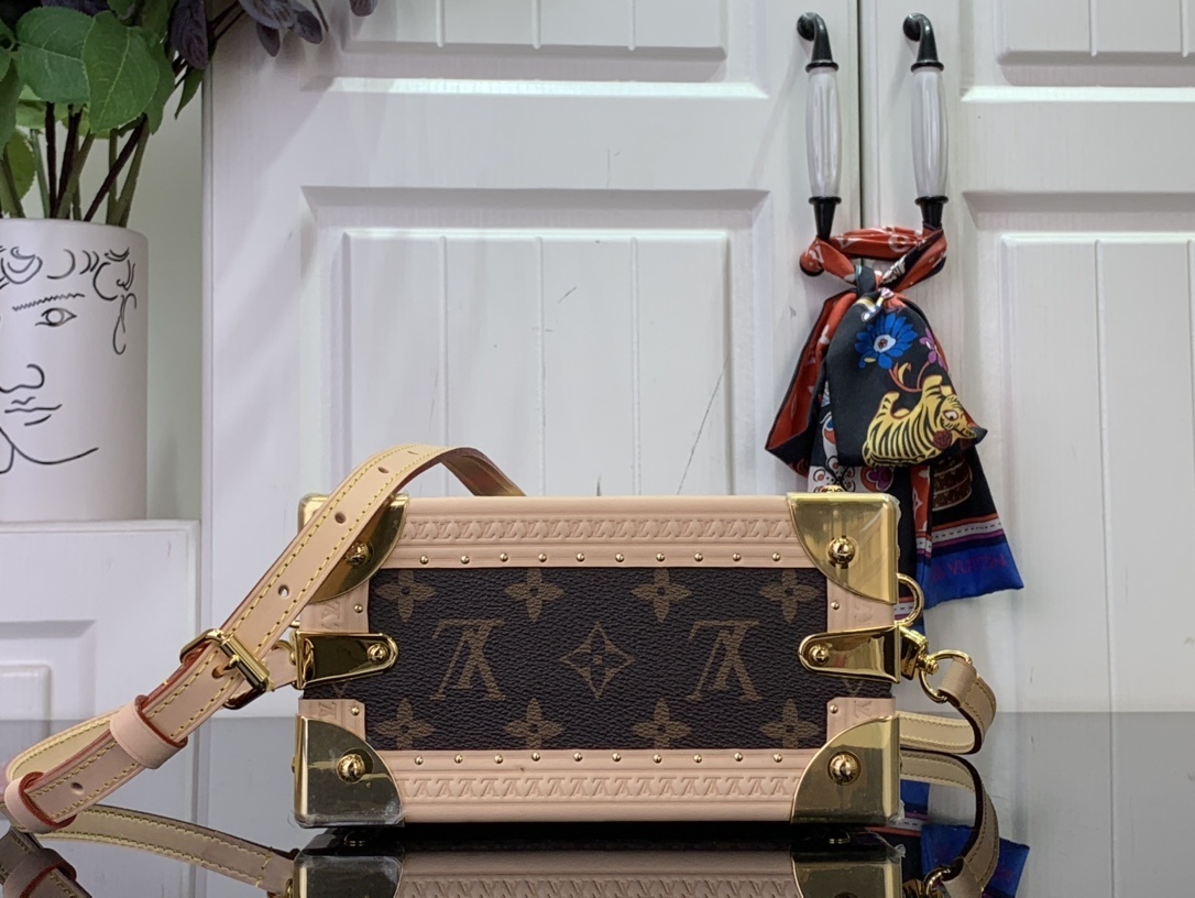 LV LV x TM MINI SQUARE TRUNK CHERRY m14040