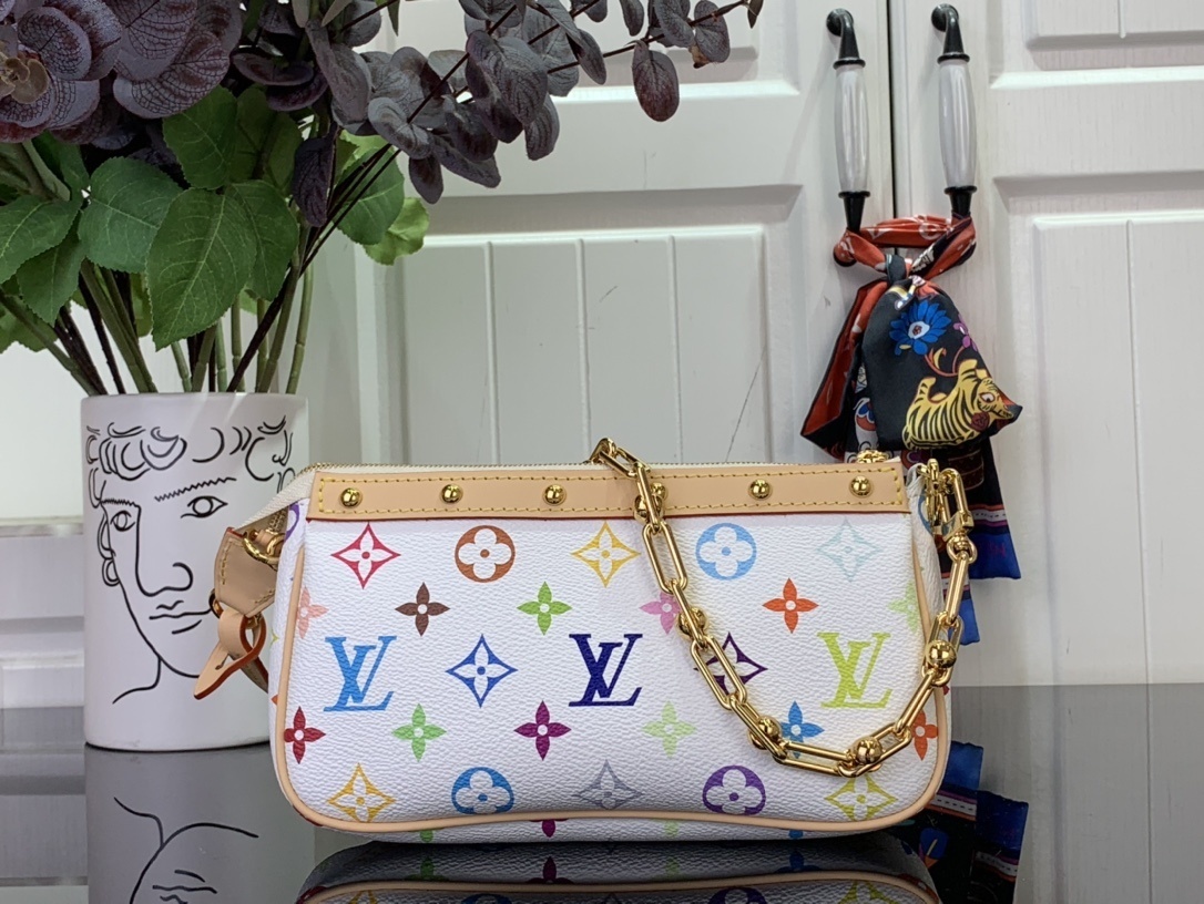 LV LV x TM POCHETTE ACCESSOIRES  m13663 