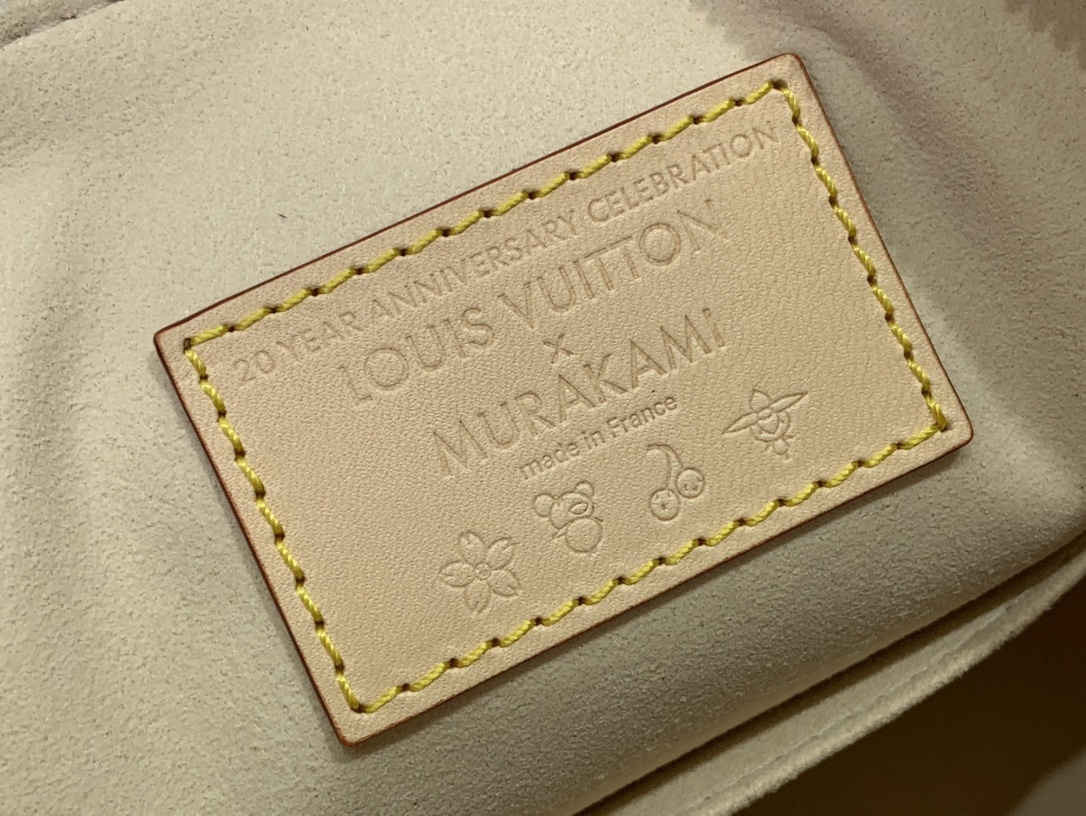 LV LV X TM SPEEDY BANDOULI??RE 25 M13058