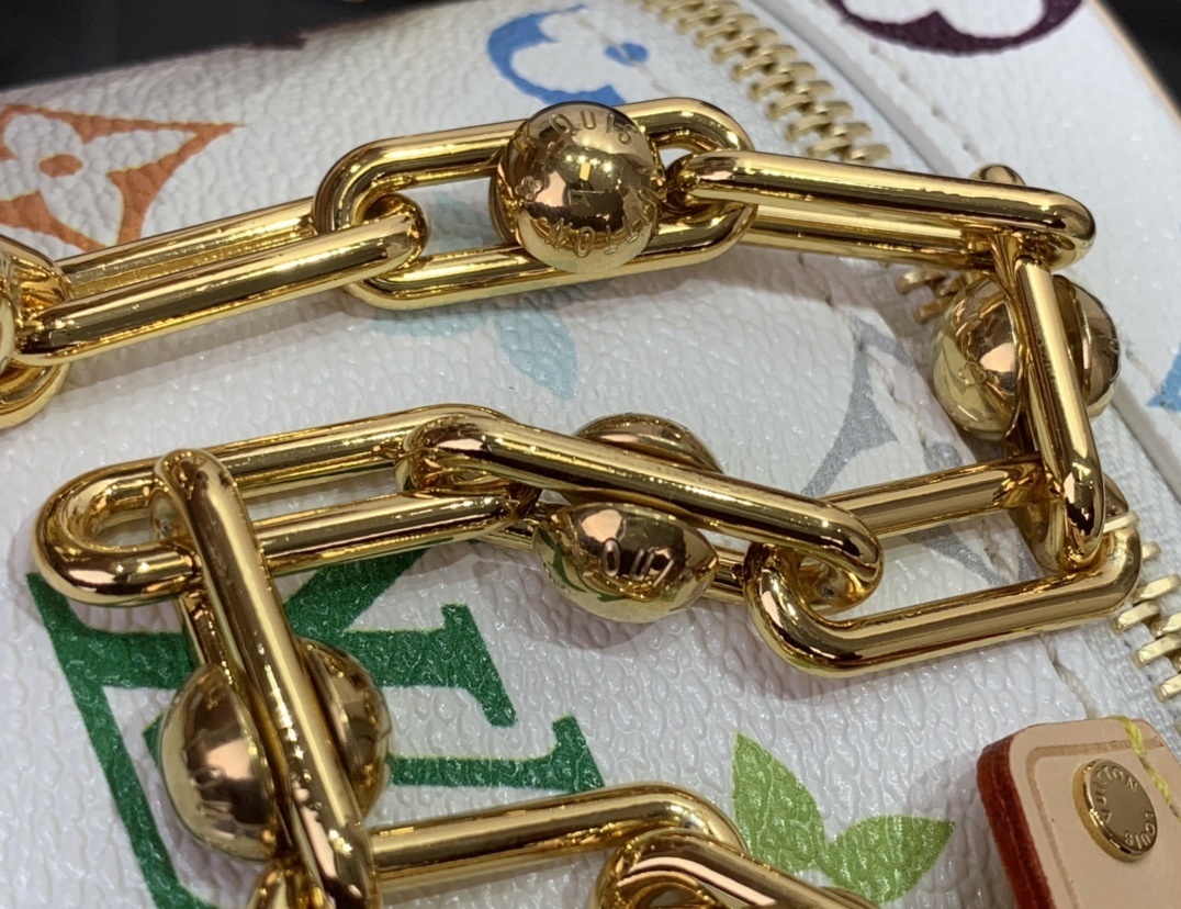 LV LV x TM VANITY CHAIN POUCH m13662