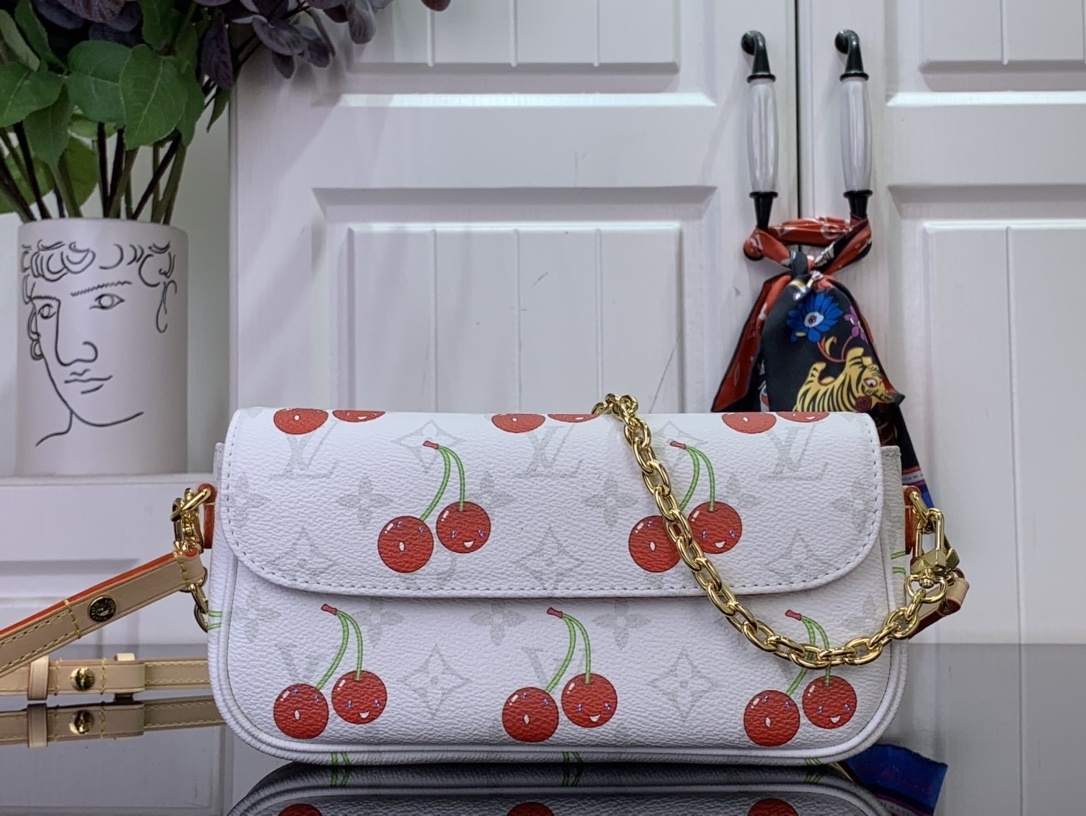 LV LV x TM wallet ON CHAIN IVY m14239