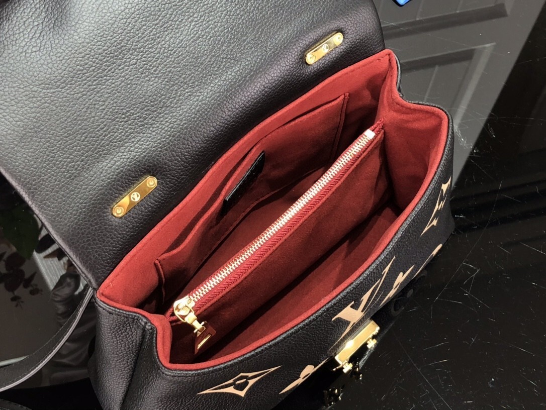 LV MADELEINE BB M45978