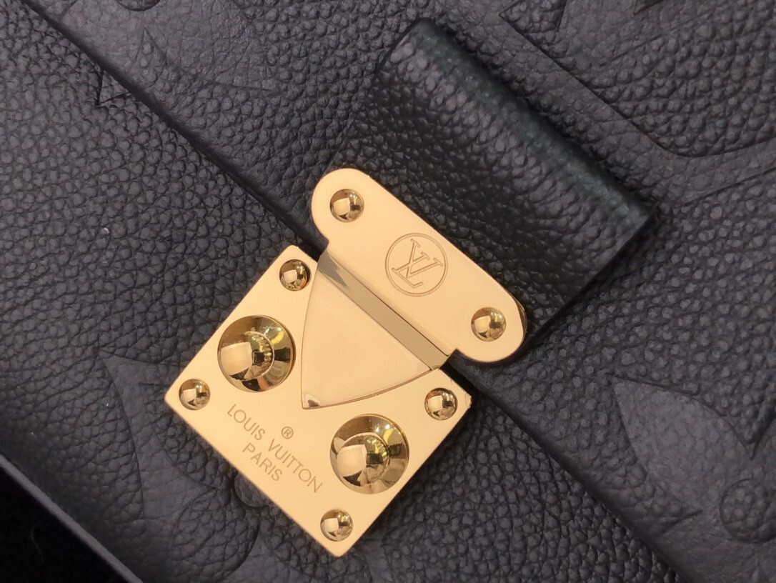 LV MADELEINE MM M45976
