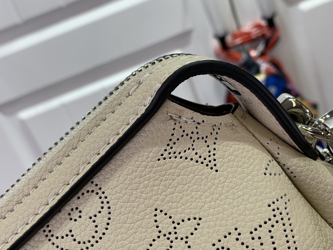 LV Mahina Hand It All M24255 