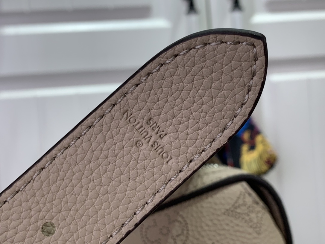 LV Mahina Hand It All M24255A 