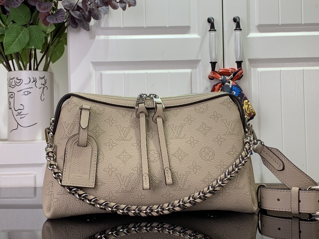 LV Mahina Hand It All M24255A 