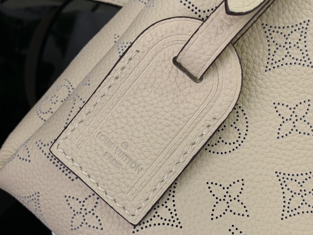 LV Mahina Hand It All M24255A 