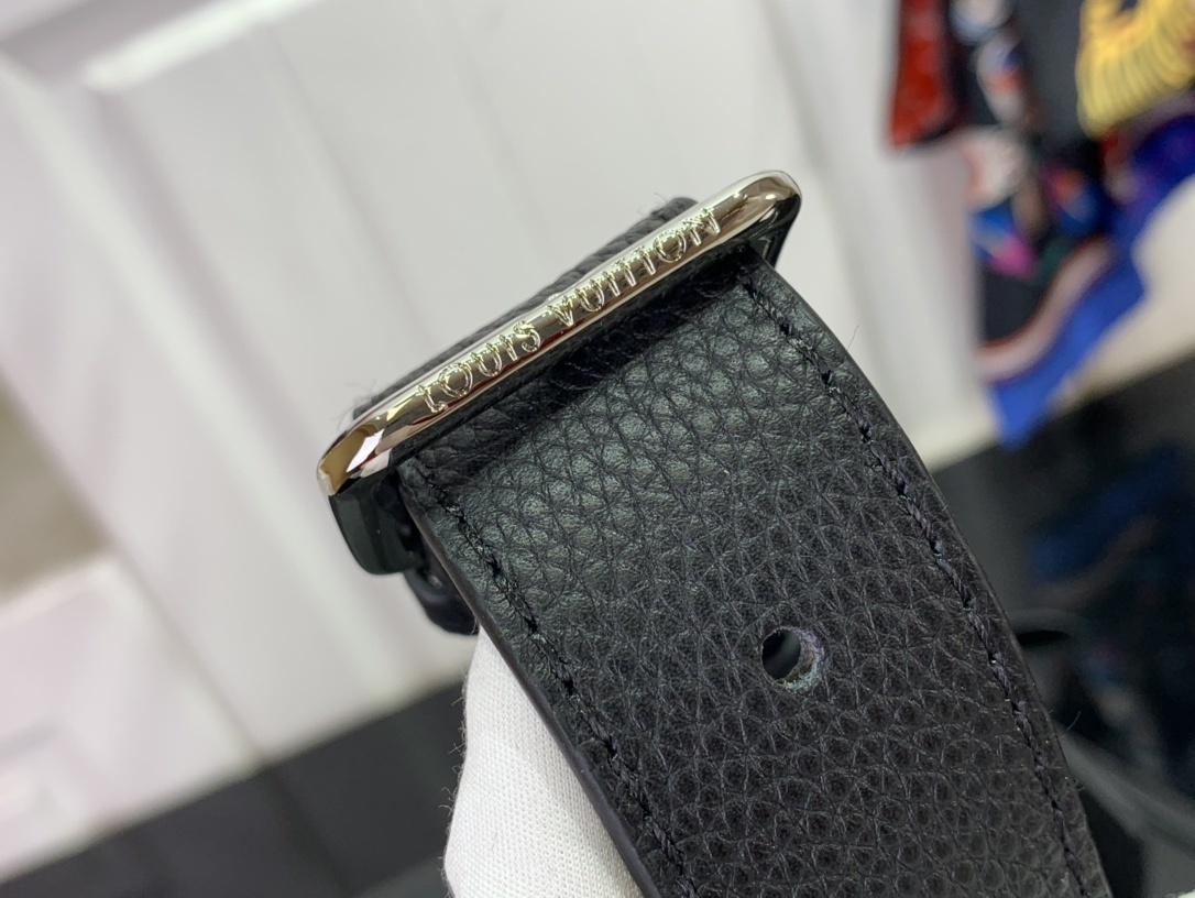 LV Mahina Hand It All M34132 