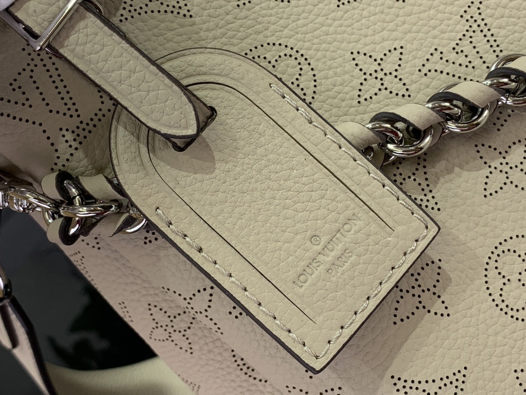 LV Mahina Hand It All M34132 