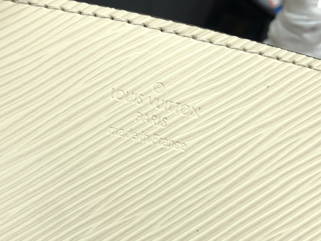 LV MARELLE TOTE BB M59952