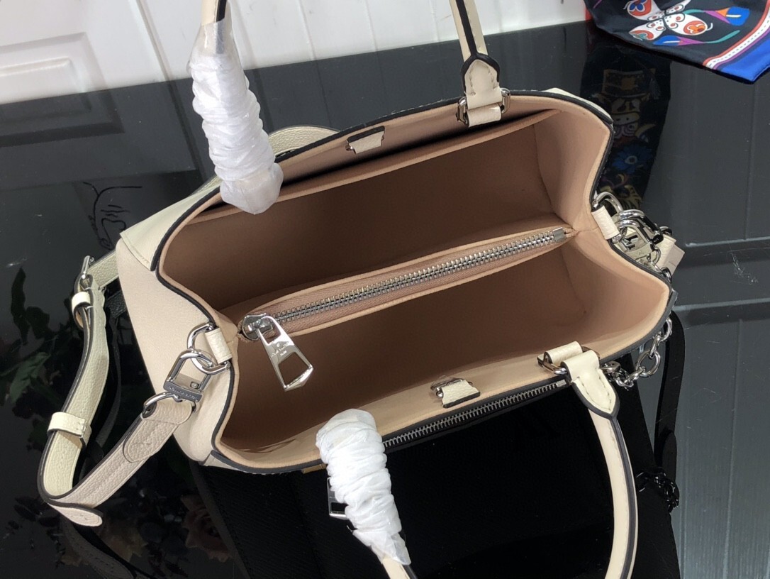 LV MARELLE TOTE BB M59952