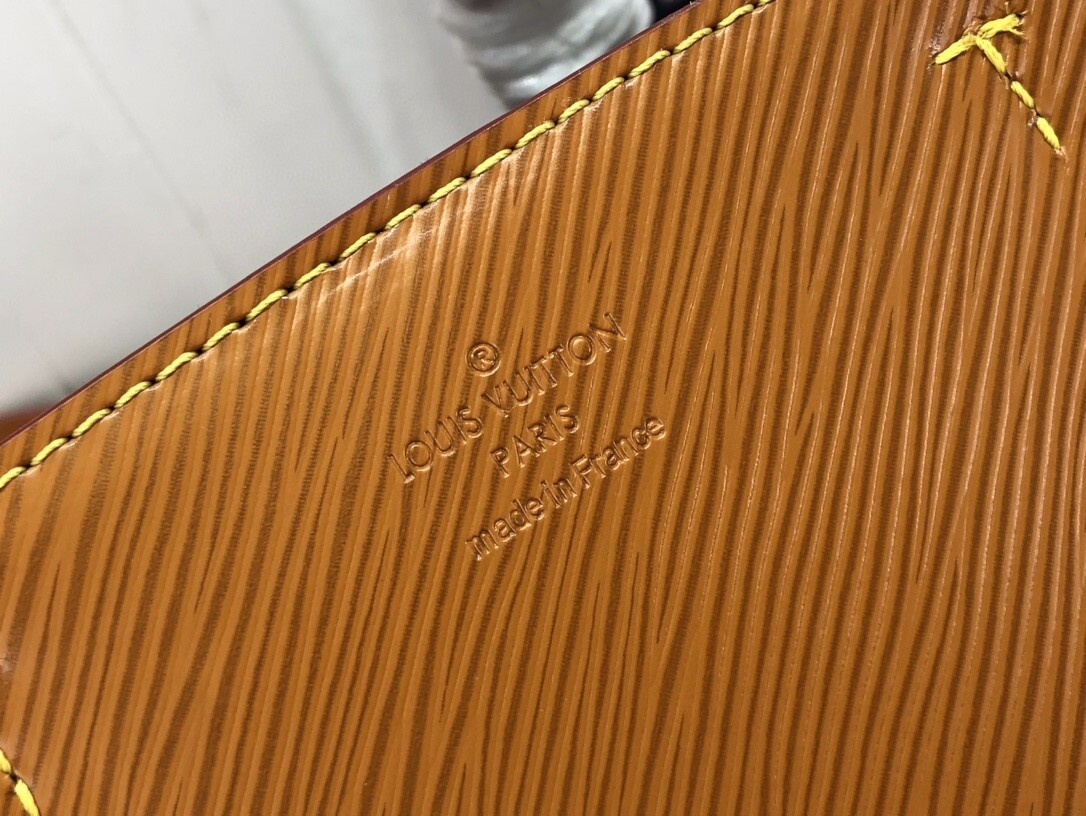 LV MARELLE TOTE BB M59952