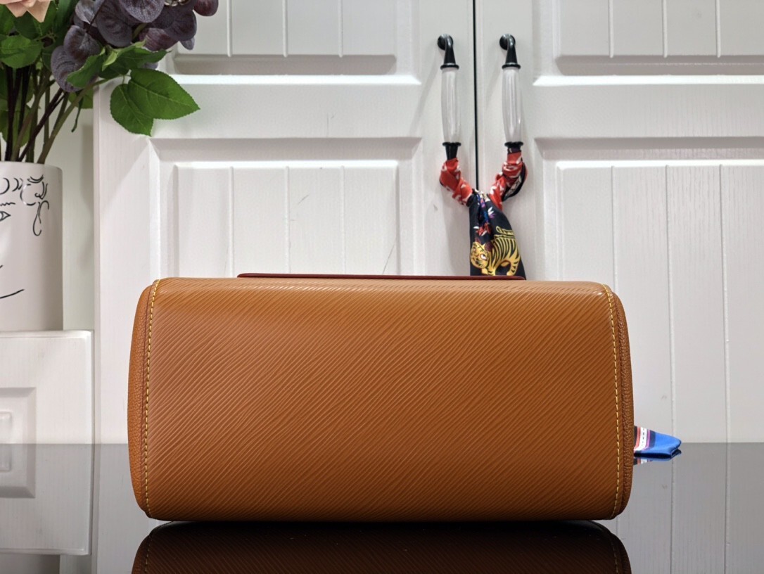 LV MARELLE TOTE BB M59952