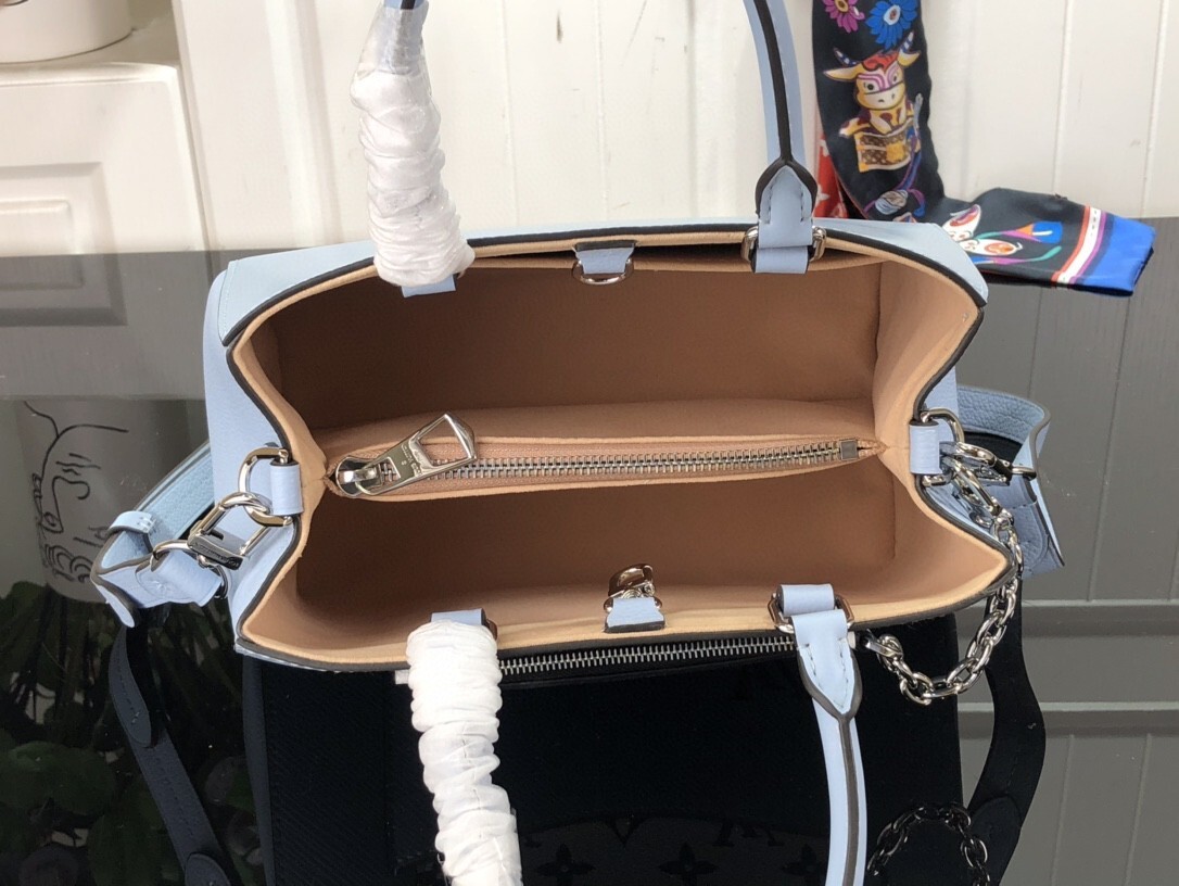 LV MARELLE TOTE BB M59952