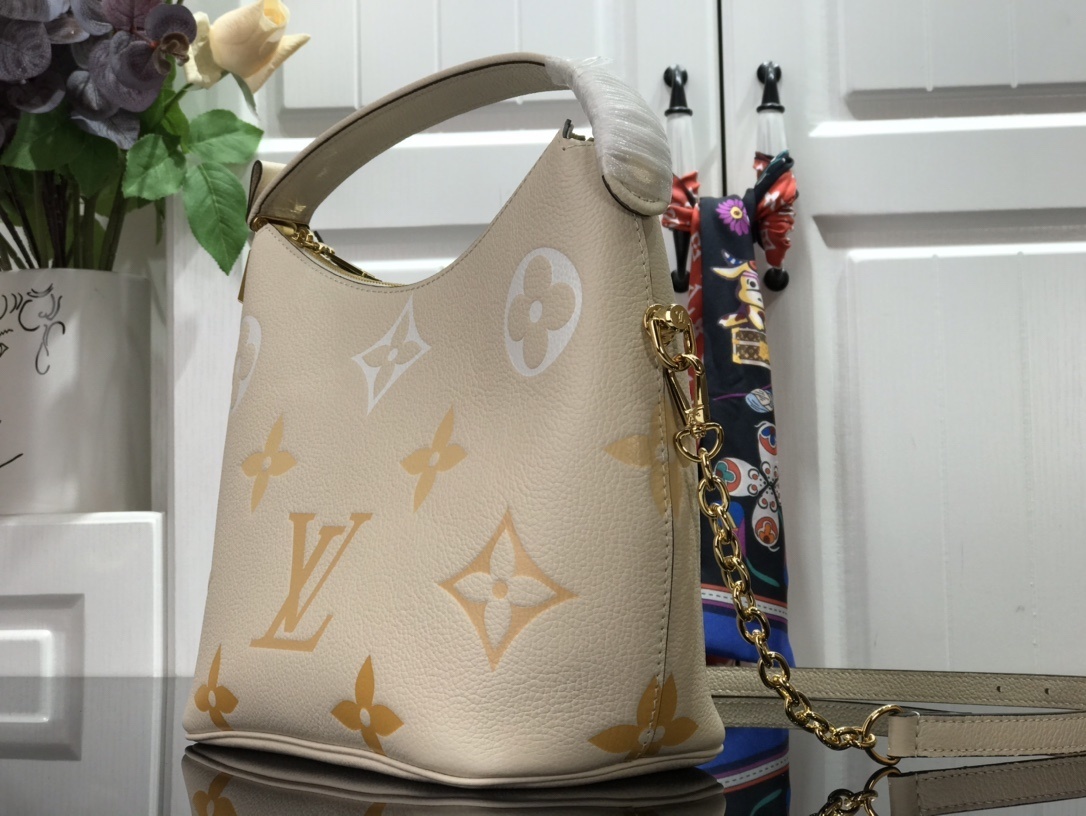 LV MARSHMALLOW M45698