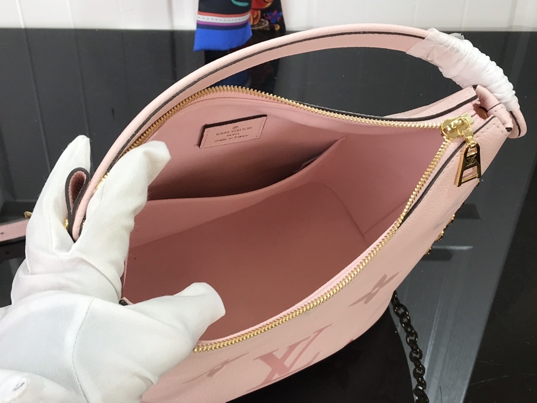 LV MARSHMALLOW M45698