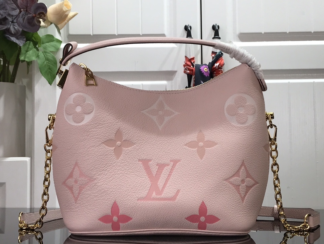 LV MARSHMALLOW M45698