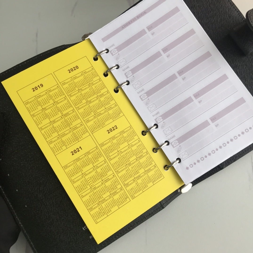 LV MEDIUM RING AGENDA COVER R20105 