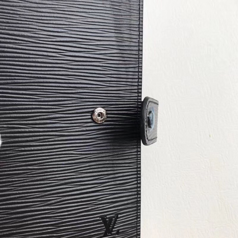 LV MEDIUM RING AGENDA COVER R20105 