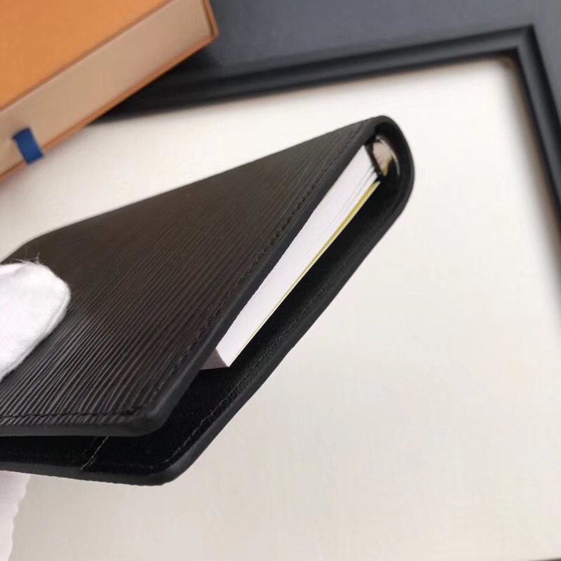 LV MEDIUM RING AGENDA COVER R20105 