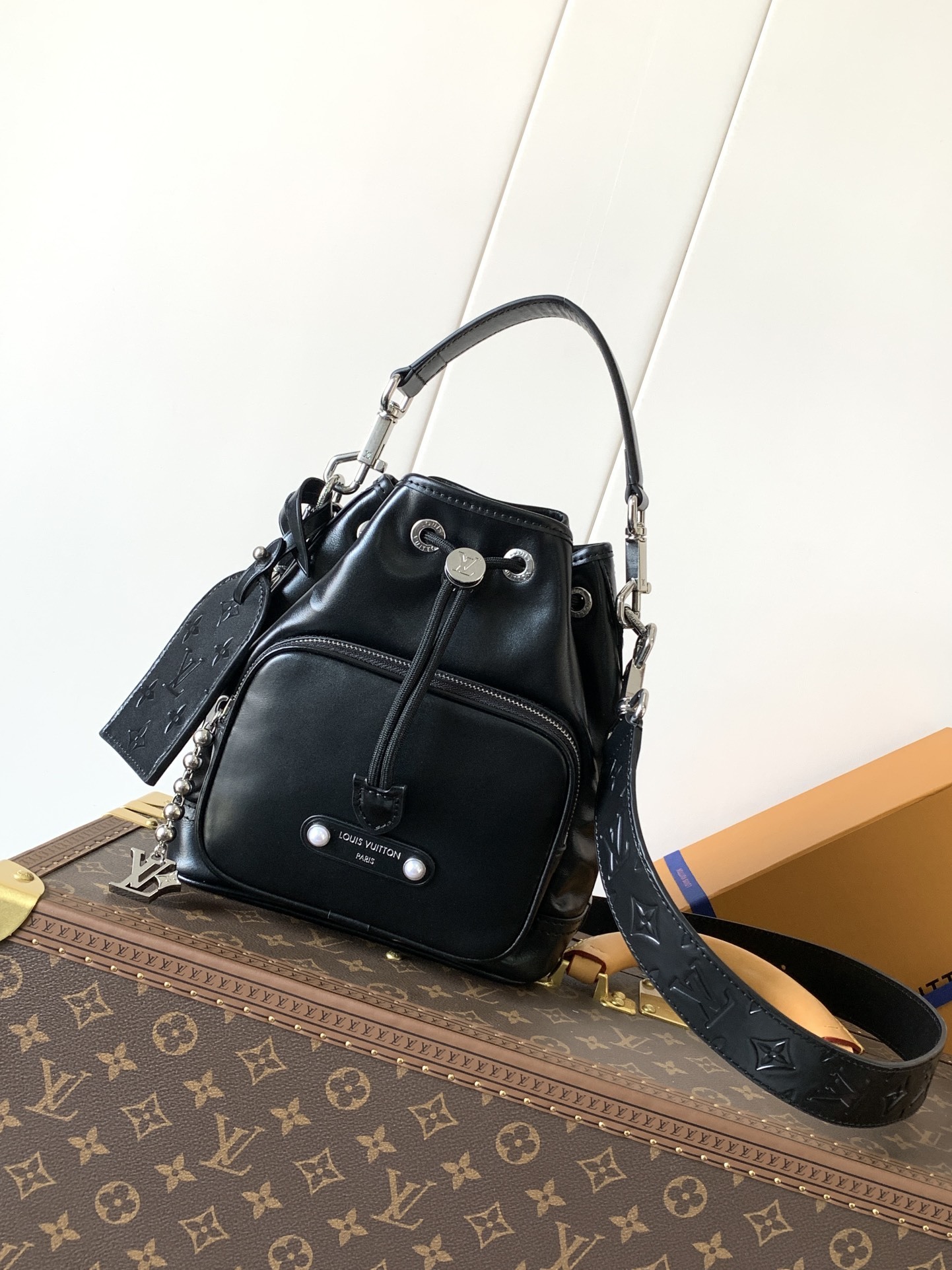 LV MEN bag 50817A