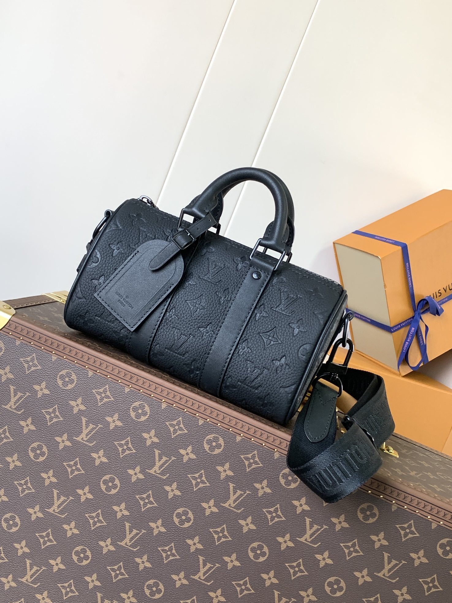 LV MEN bag 50817A