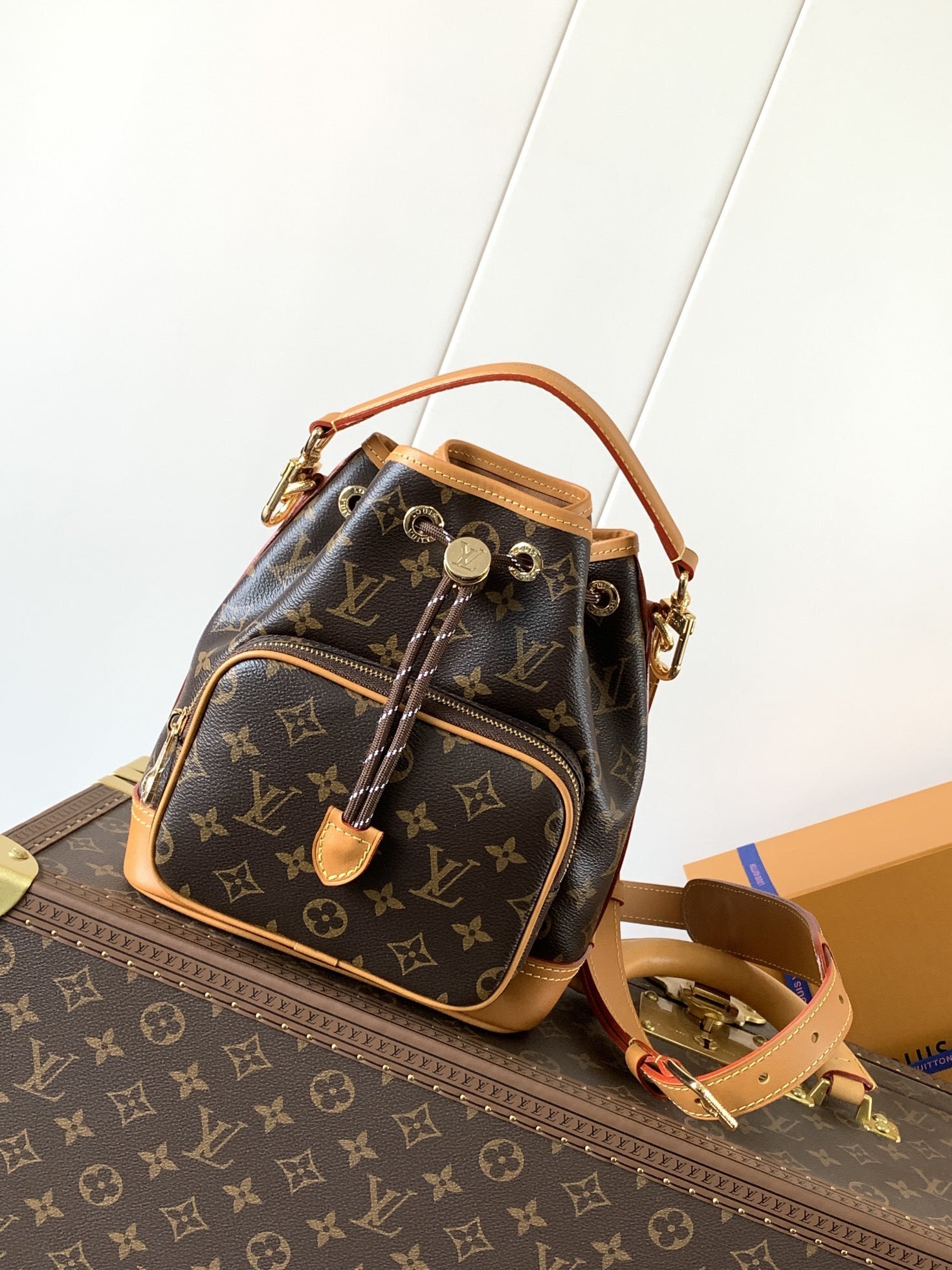 LV MEN bag 50817A