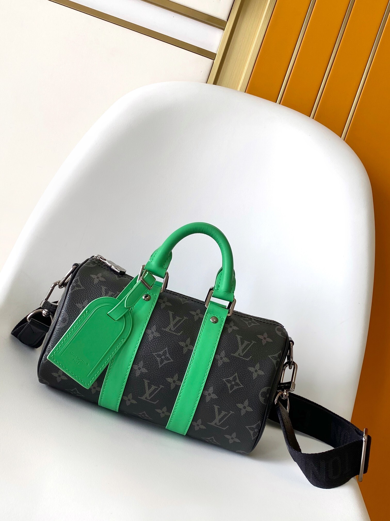 LV MEN bag 50817A