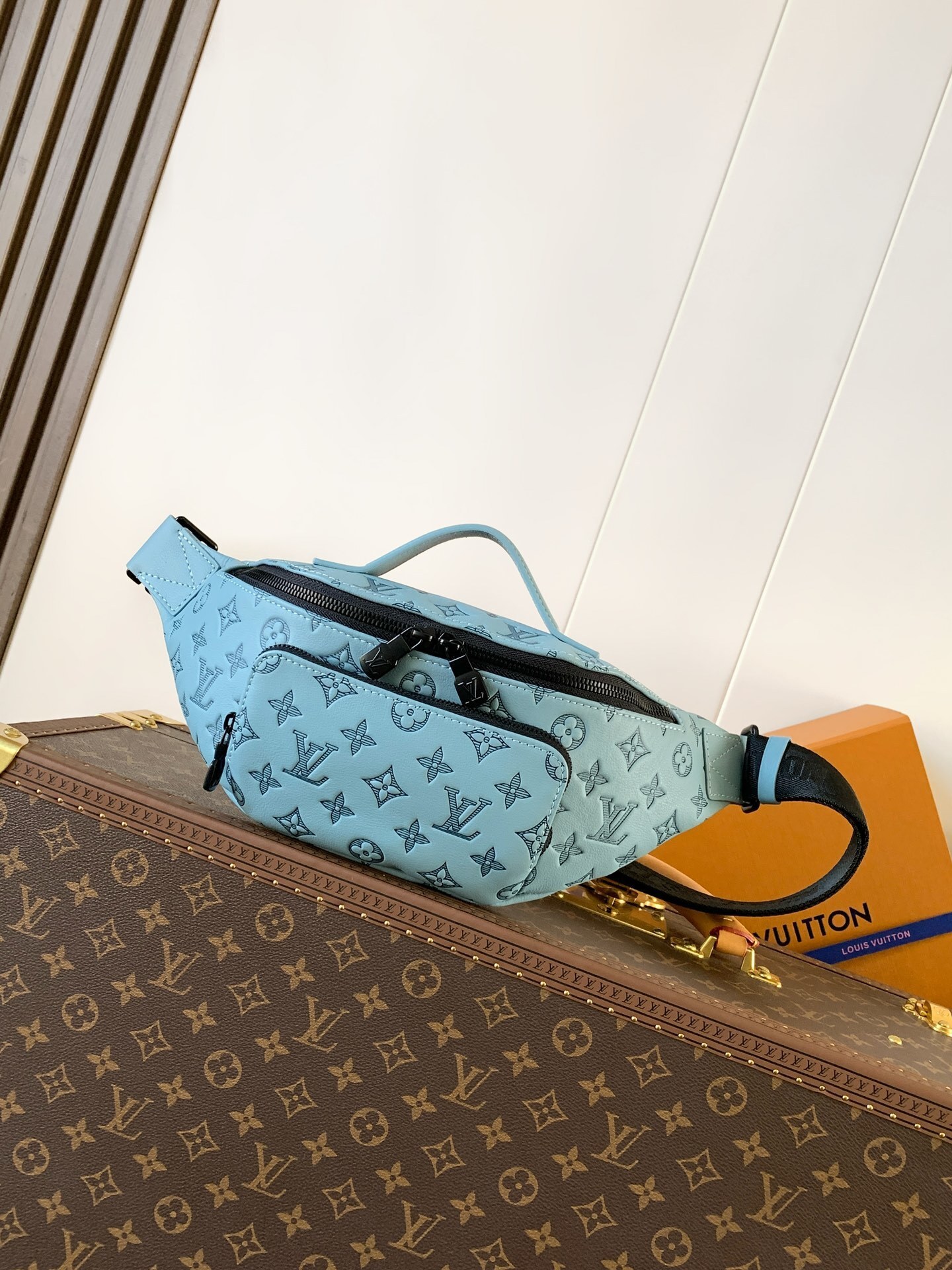 LV MEN bag 50817A