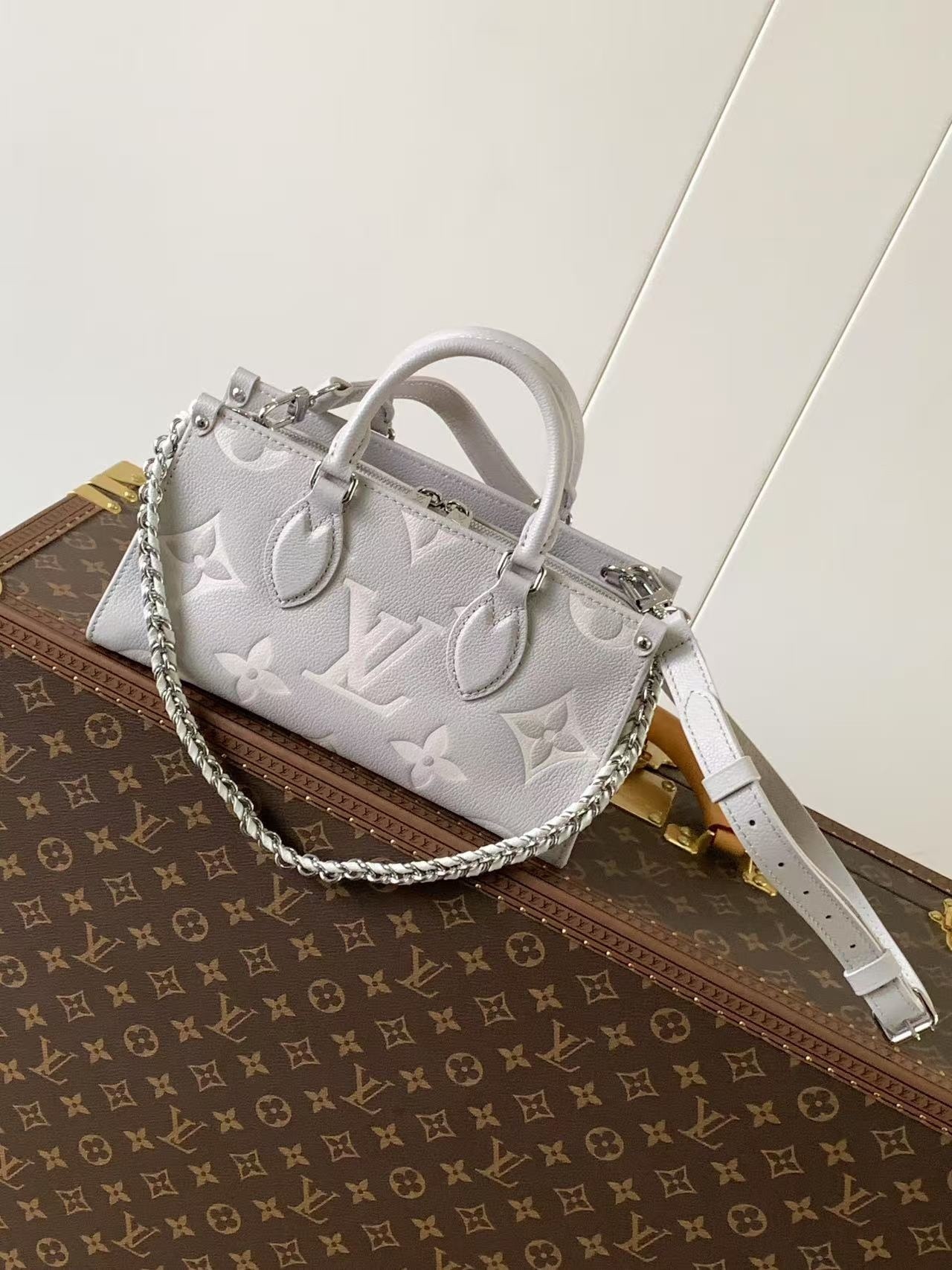 LV MEN bag 50817A