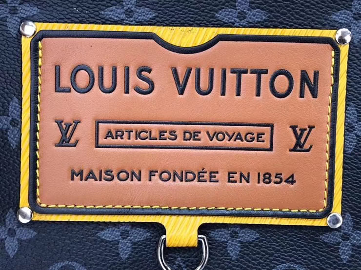 LV MESSENGER BAG M48219AP