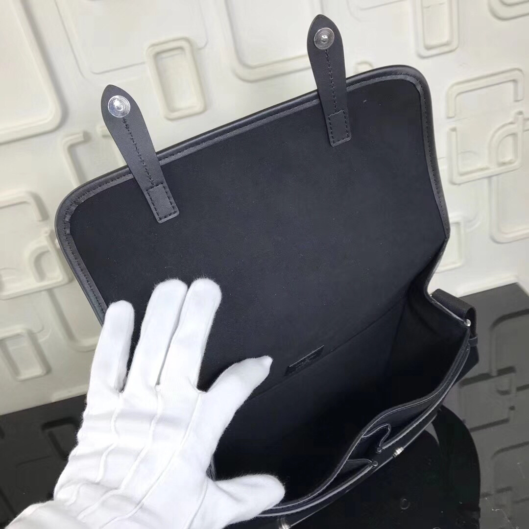 LV MESSENGER Bag M53492  M53494