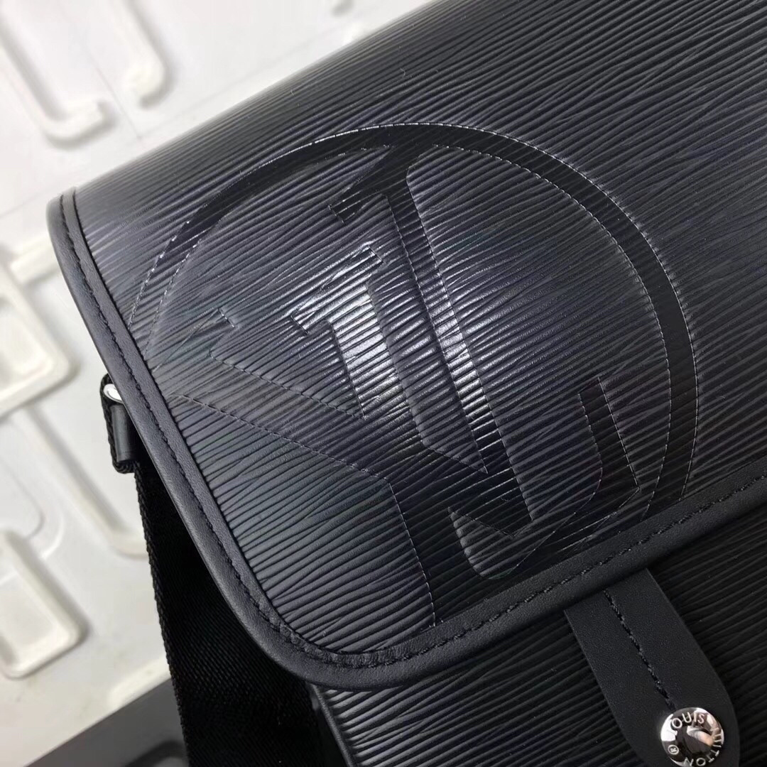 LV MESSENGER Bag M53492  M53494