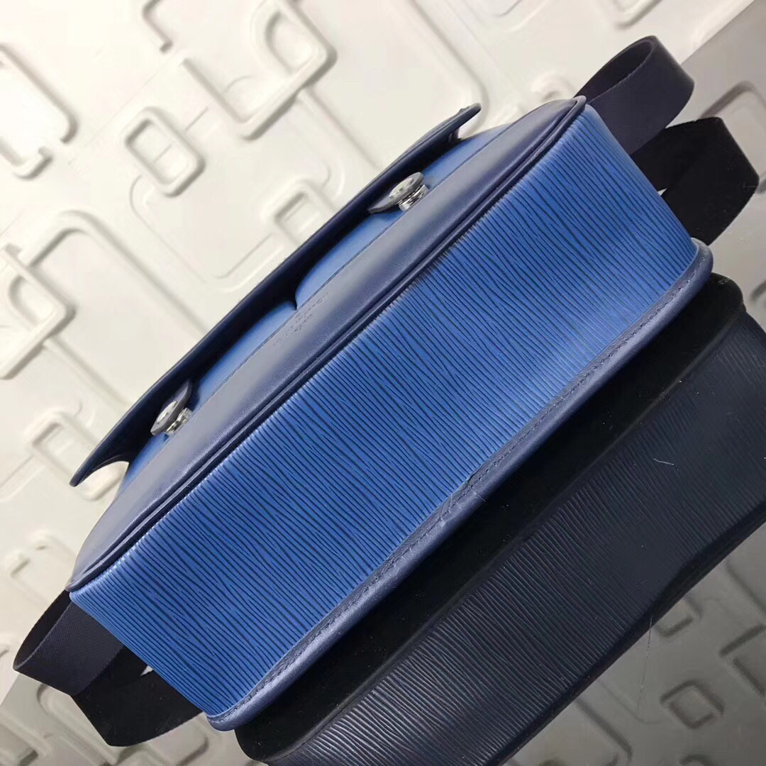 LV MESSENGER Bag M53492  M53494